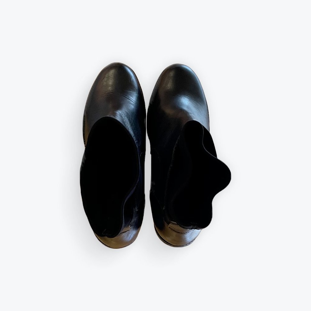 KENNETH COLE Boot - Picture 5 of 5